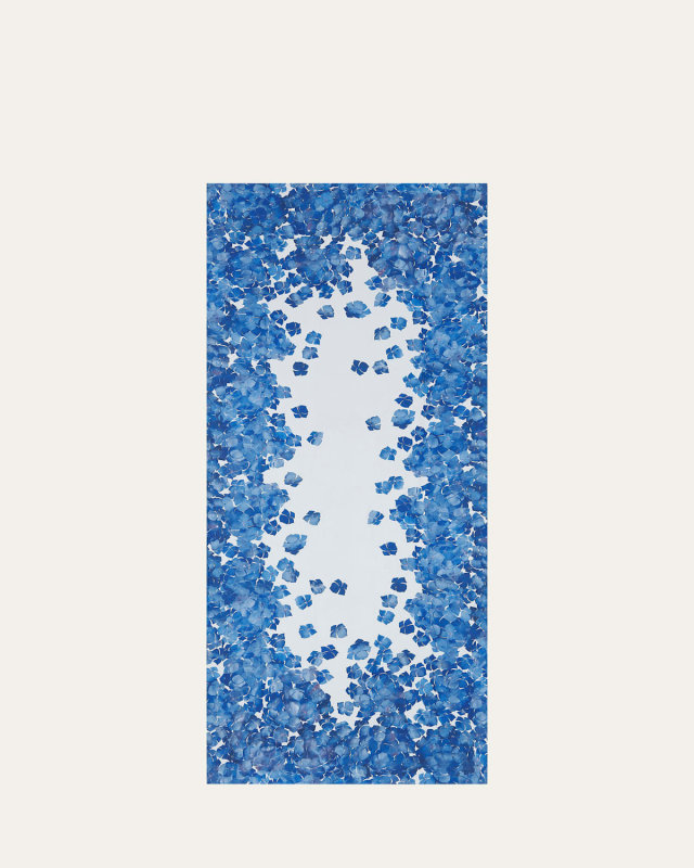 x Chiara Grifantini Hydrangea Linen Tablecloth